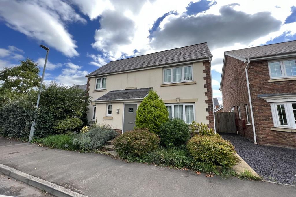 Cordell Close, Llanfoist, Abergavenny, NP7 4 bed detached house for