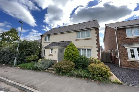 4 bedroom detached house for sale, Cordell Close, Llanfoist, Abergavenny, NP7