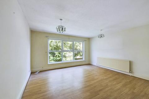 19 Reid Close, Pinner, HA5 2QD