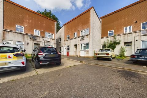 19 Reid Close, Pinner, HA5 2QD