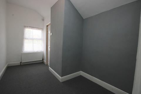 100 Field Street, Kettering, NN16 8EW