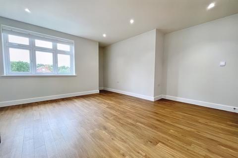 2 bedroom flat for sale - Penn Hill