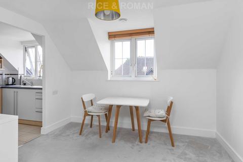 undefined, Waterloo Road, Epsom KT19