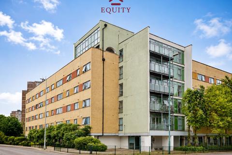 2 bedroom flat for sale, Main Avenue, Enfield, EN1