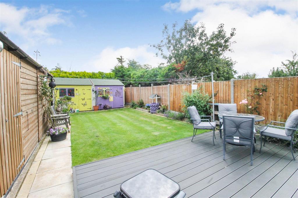Abergele Road Rhuddlan 2 bed detached bungalow for sale £195,000