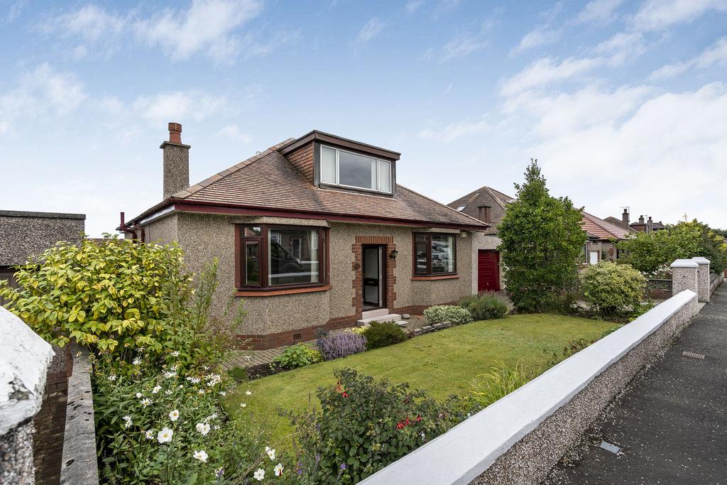 Stobs Drive, Barrhead G78 4 bed detached bungalow £320,000