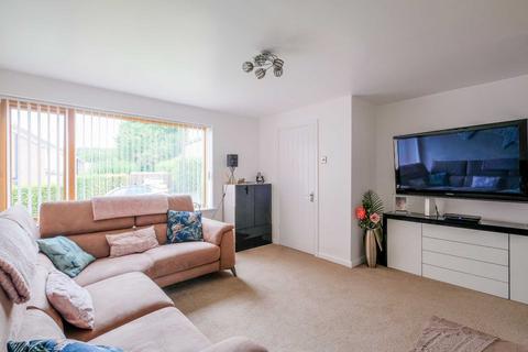 3 bedroom detached house for sale - Hambledon Avenue, Holmfirth HD9