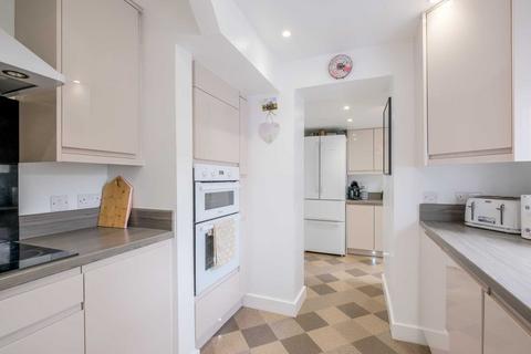 3 bedroom detached house for sale - Hambledon Avenue, Holmfirth HD9