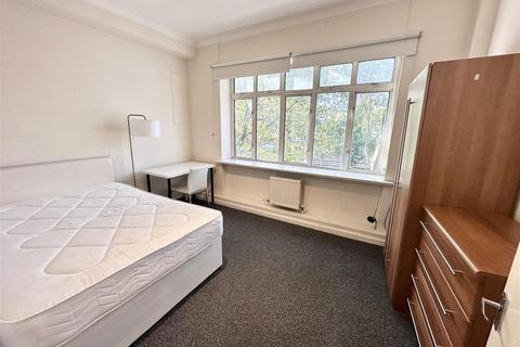2 bedroom flat to rent - Euston Road, Marylebone, NW1