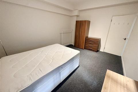2 bedroom flat to rent - Euston Road, Marylebone, NW1