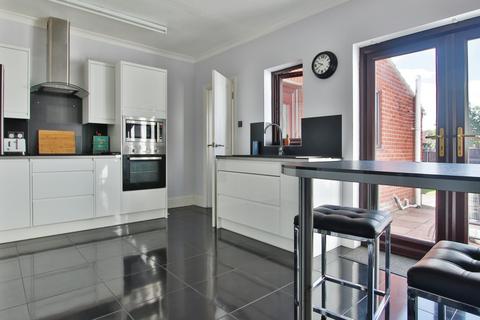 98 Butts Road, Barton-upon-humber, DN18 5JQ