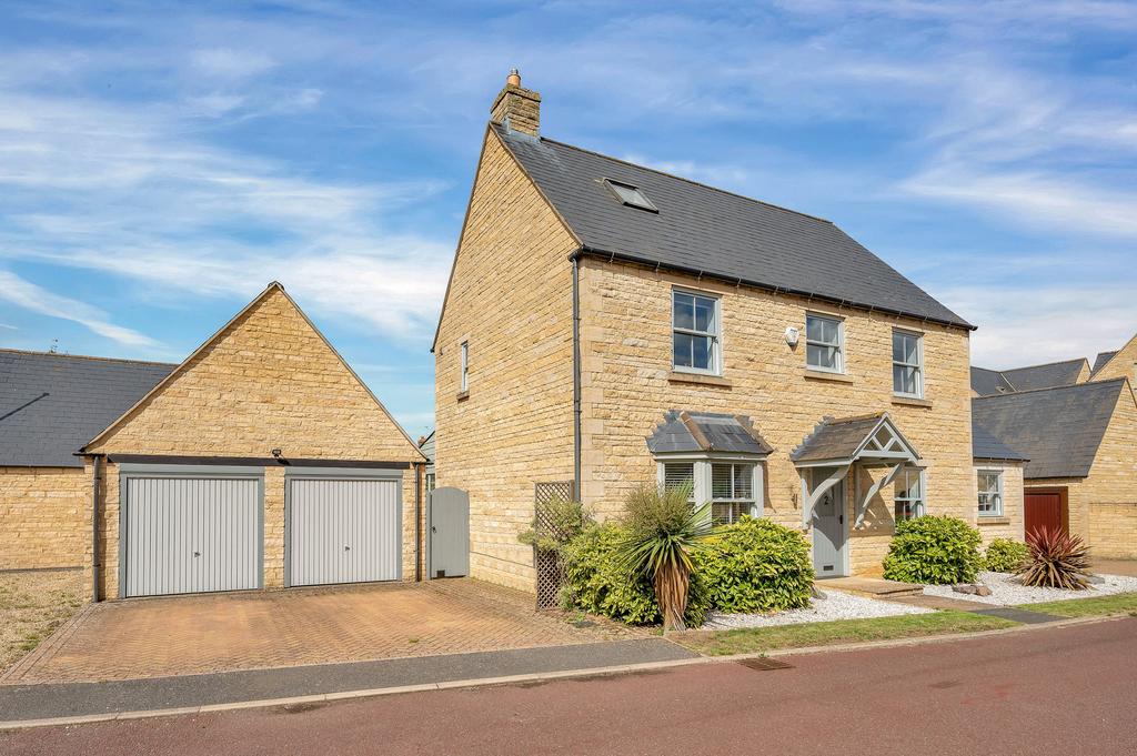 Baxters Lane, Easton On The Hill, Stamford, PE9 5 bed detached house