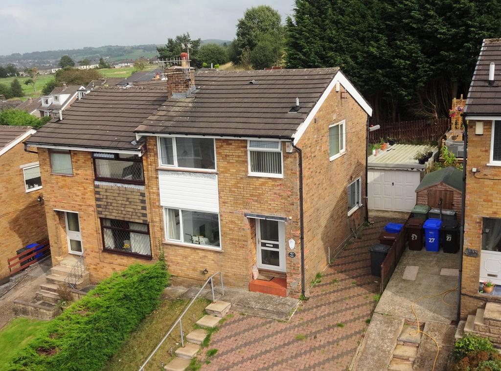Warwick Drive, Brierfield BB9 3 bed semidetached house £160,000