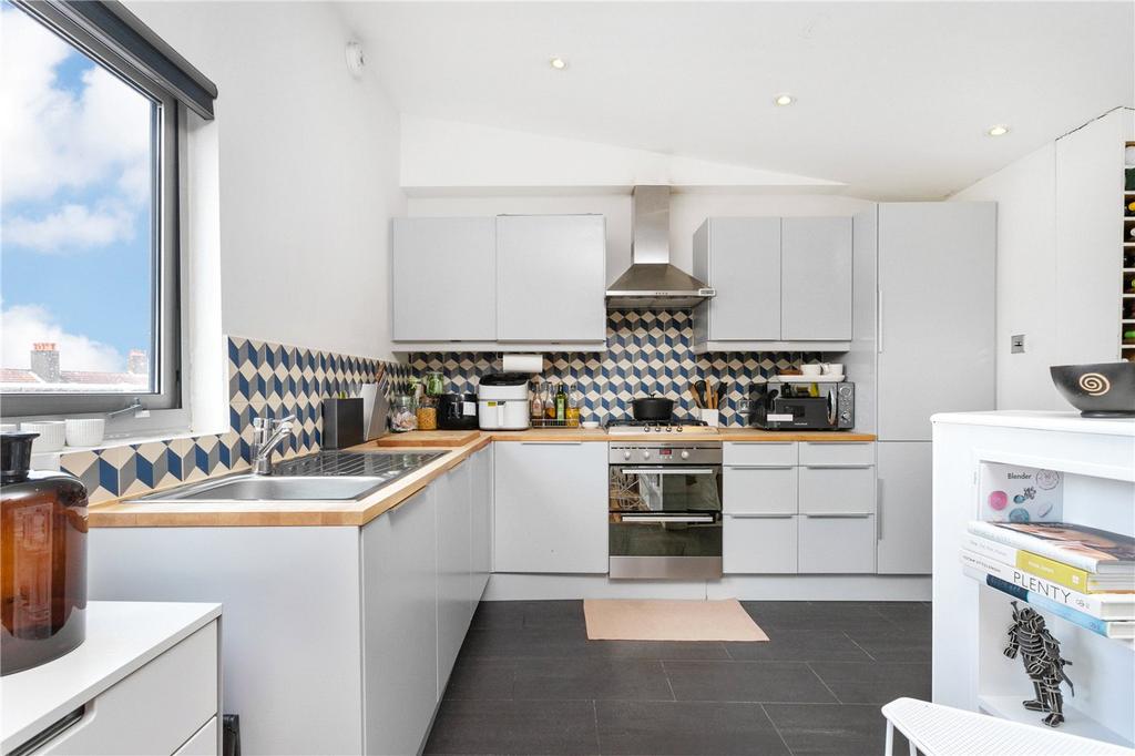 Sunlight Square, Bethnal Green, London, E2 2 bed apartment for sale £885,000