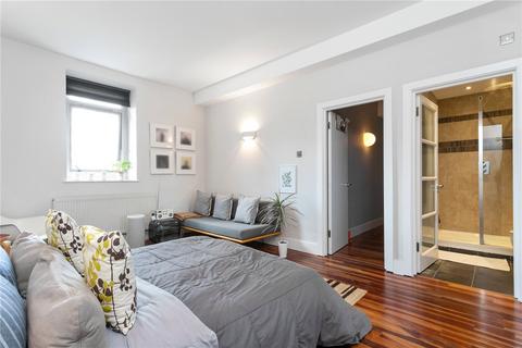 2 bedroom apartment for sale, Sunlight Square, London, E2