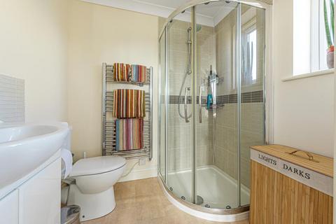 Flat 2 Ashmead Close, Ashford, TW15 1HT