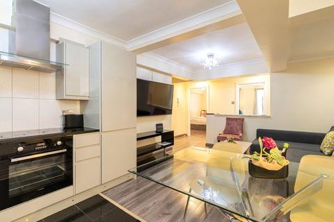4 bedroom apartment for sale - Park West, Edgware Road, London, W2