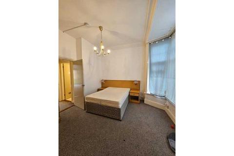 1 bedroom flat to rent, Gillott Road, Edgbaston, Birmingham