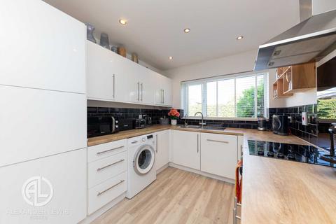 13 Lannock, Letchworth Garden City, SG6 2PX