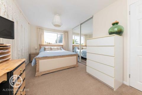 13 Lannock, Letchworth Garden City, SG6 2PX