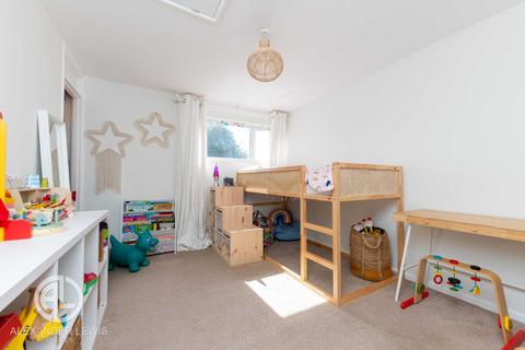 13 Lannock, Letchworth Garden City, SG6 2PX