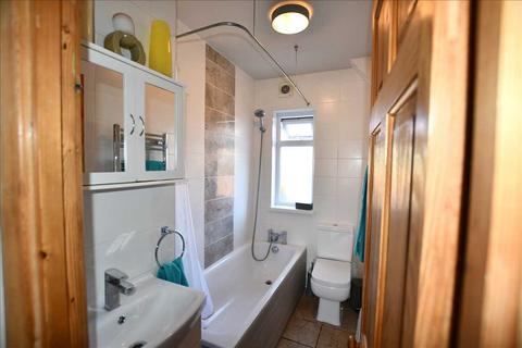53 Glenloch Road, Enfield, EN3 7HL