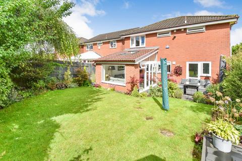 4 bedroom detached house for sale - St. Josephs Avenue, Whitefield, M45