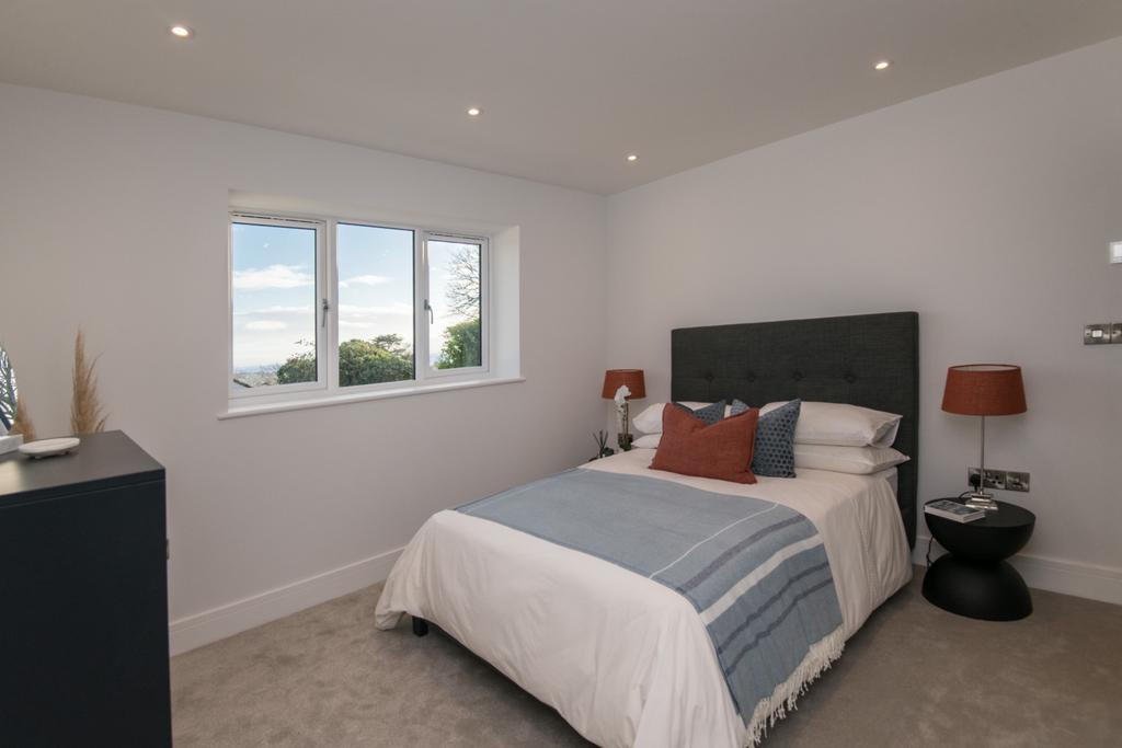 Bed 1