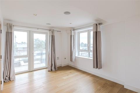 3 bedroom flat to rent, Strand House, 8 Kew Bridge, Middlesex