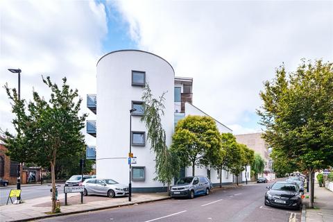 3 bedroom flat for sale - Lanesborough Court, 1 Chillingworth Road, London