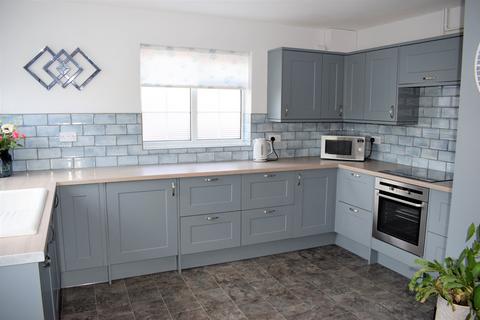 14 Front Street, Grasby, Barnetby, DN38 6AN