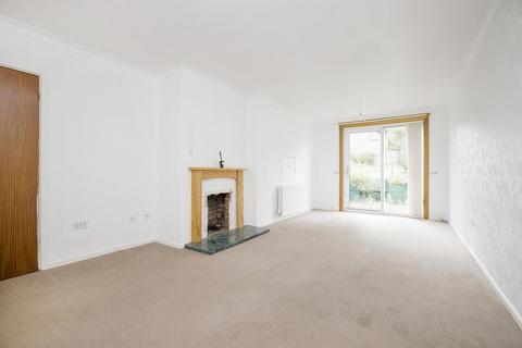 4 Hunter Square, Gorebridge, EH23 4BZ
