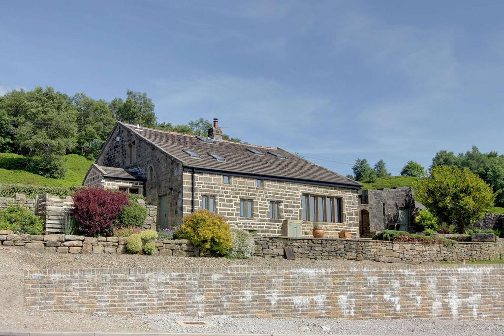 Butterworth End, Butterworth End Lane, Norland HX6 3SD 3 bed detached