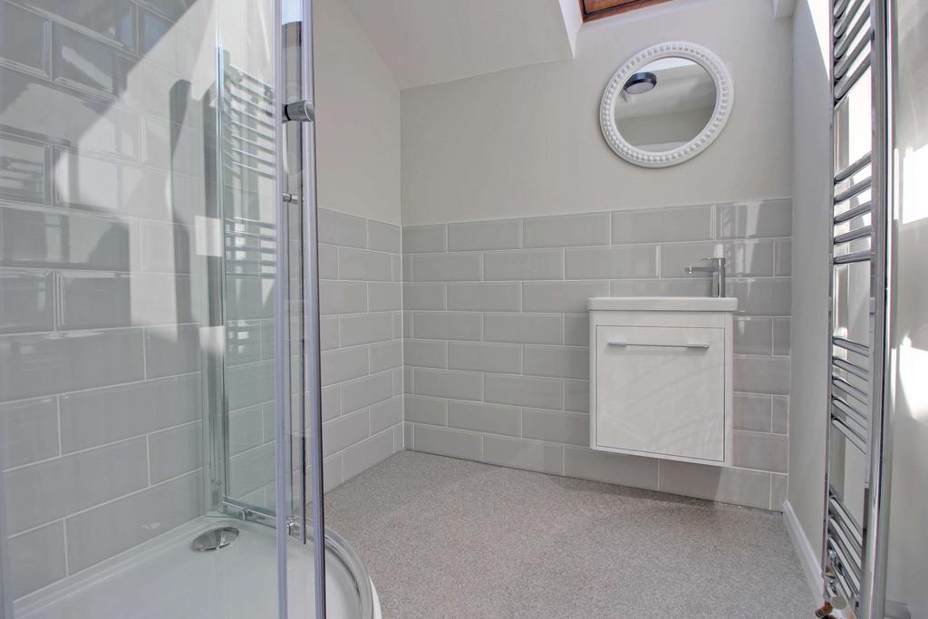 Bedroom 1 (Double with Ensuite)