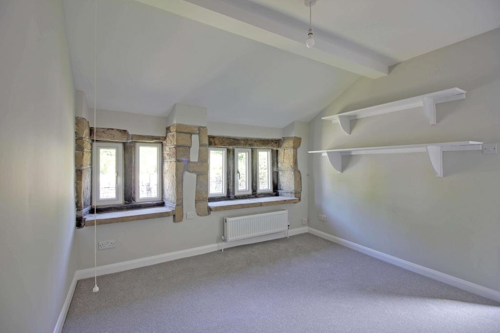 Bedroom 2 (Double)