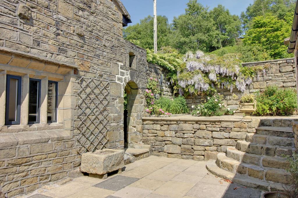 Garden at Side