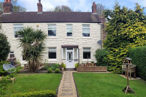 4 bedroom end of terrace house for sale, Graig Wen Road, Brynteg, Wrexham, LL11