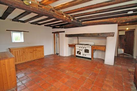 4 bedroom character property to rent, The Street, Thornage NR25