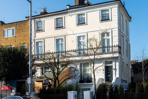 Studio to rent, Pembridge Villas (5), Notting Hill, London, W11