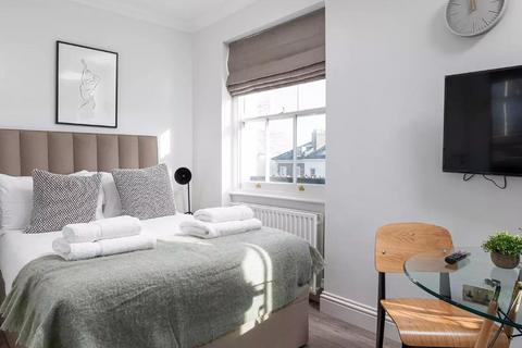 Studio to rent, Pembridge Villas (5), Notting Hill, London, W11