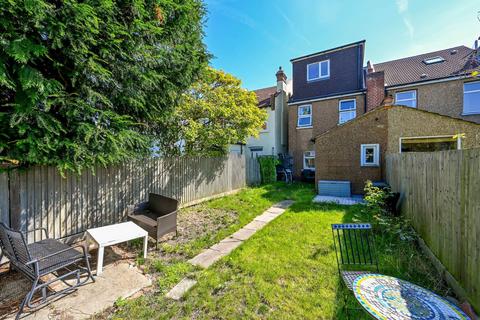 132 Elm Road, New Malden, KT3 3HS