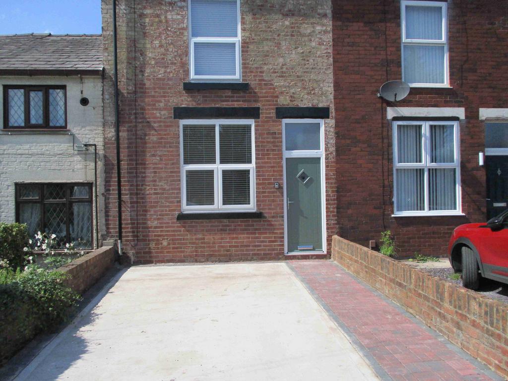 Newton Road, Lowton, Warrington... 3 bed terraced house £850 pcm (£