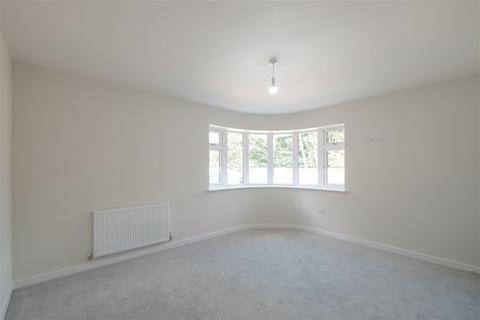 383 Alcester Road, Wythall, Birmingham, B47 6JL