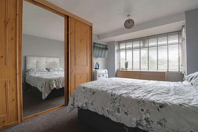 Bedroom 1 (Double)