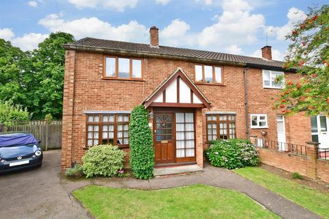 71 Green Glade, Theydon Bois, Epping, CM16 7LZ