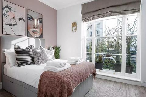 Studio to rent, Pembridge Villas (1), Notting Hill, London, W11