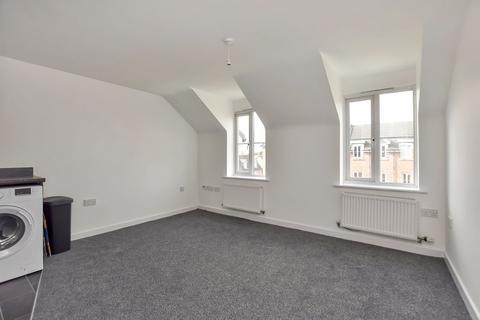 2 bedroom flat to rent, Rylands Drive, Warrington, WA2 7DB
