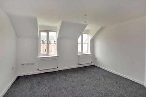 2 bedroom flat to rent, Rylands Drive, Warrington, WA2 7DB