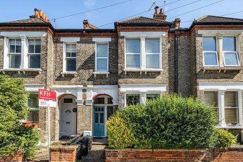 33 Avarn Road, London, SW17 9HB