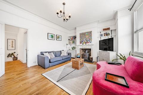 33 Avarn Road, London, SW17 9HB